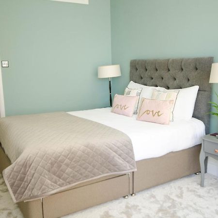 Seaview Mansion Apartment - Central Hove With Parking Exterior photo