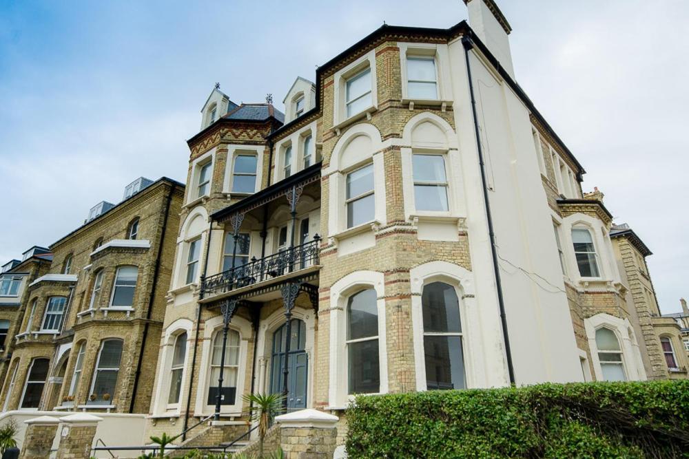 Seaview Mansion Apartment - Central Hove With Parking Exterior photo