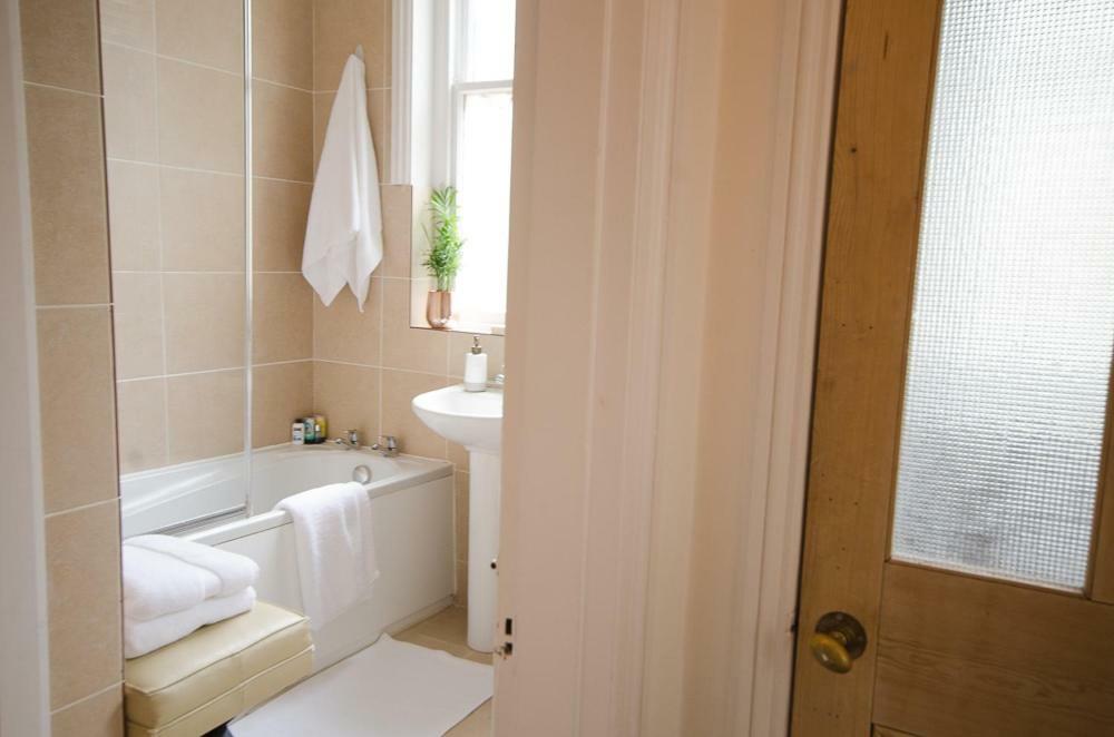 Seaview Mansion Apartment - Central Hove With Parking Exterior photo